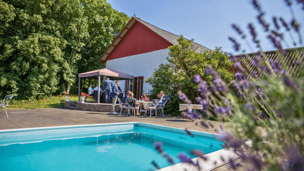 Lille Restrup Hovedgaard B&B